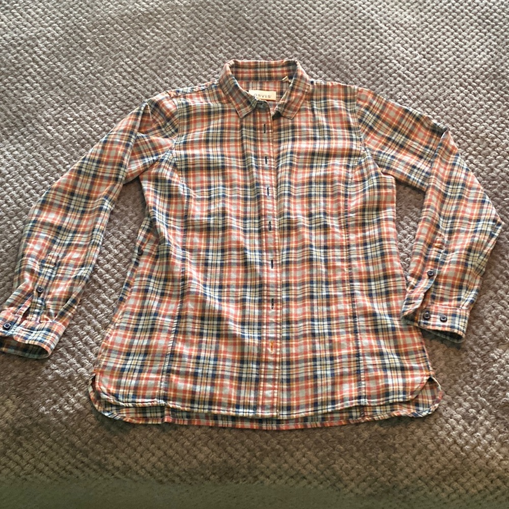 Laundered, not worn. Orvis long sleeve with side seam hidden pocket.
